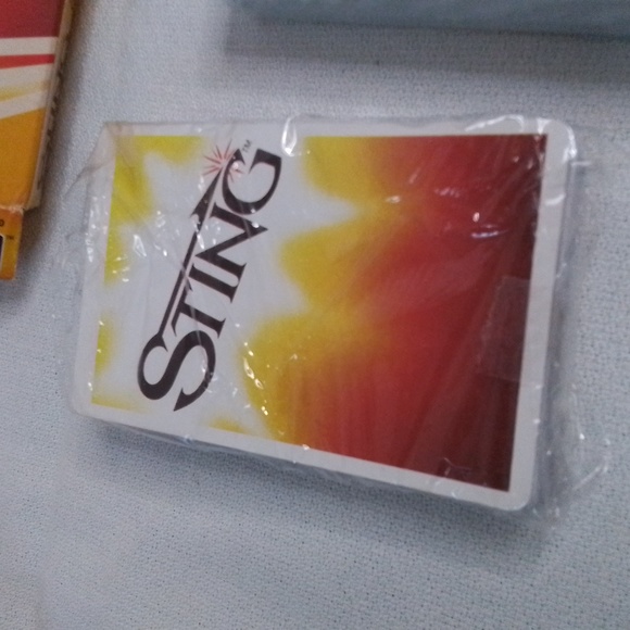 Uno and Sting Card Games - Picture 9 of 9